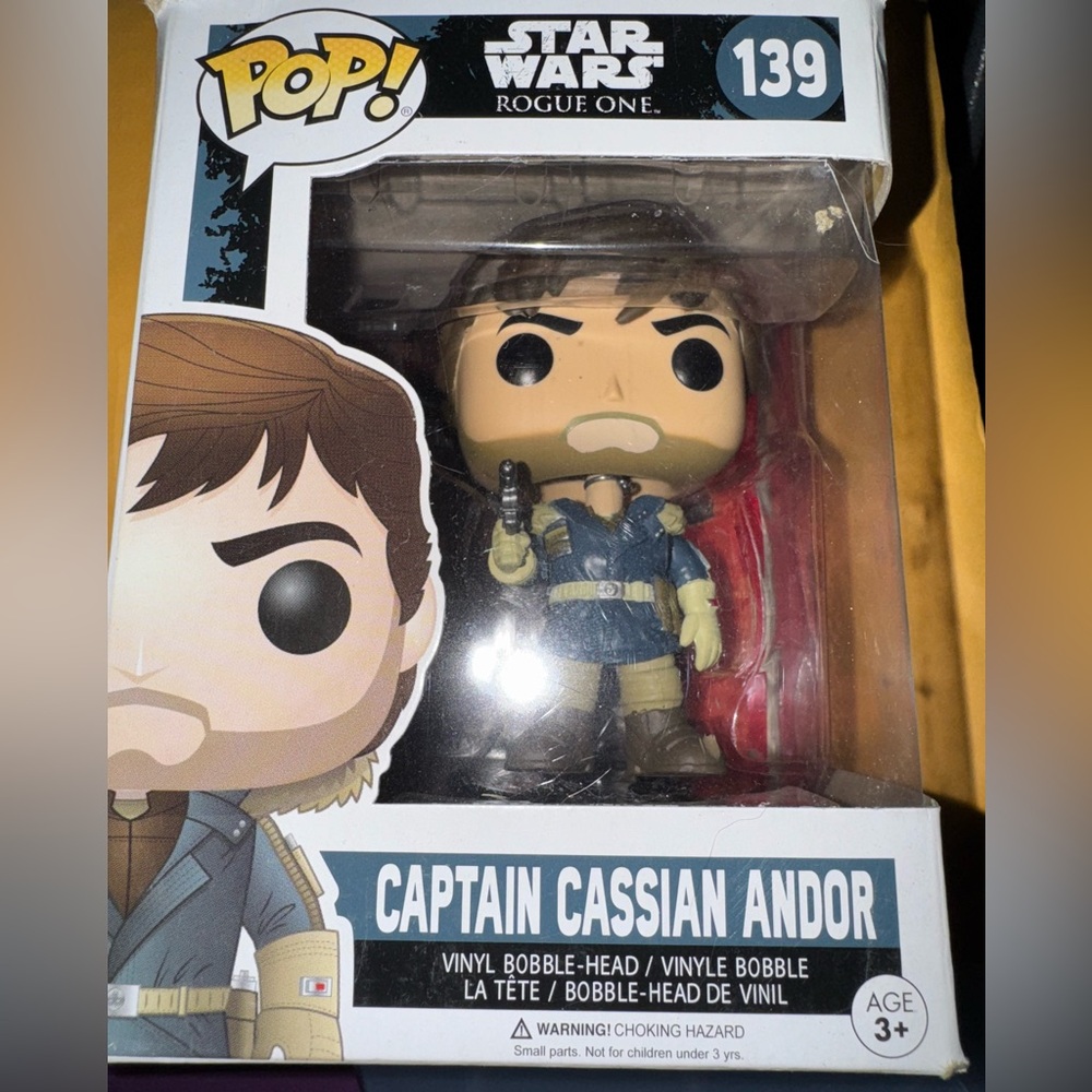 Funko Pop Vinyl Figure Box Captain Cassian Andor #139